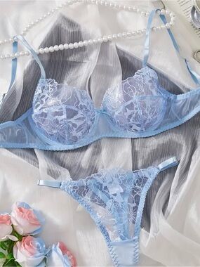 Light Blue Lace Underwire Bra & Thong Set
